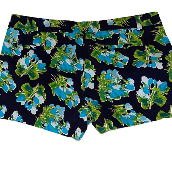Merona Women’s Floral Shorts Size 12 Blue Green Floral Patten Summer Shorts - Picture 2 of 3